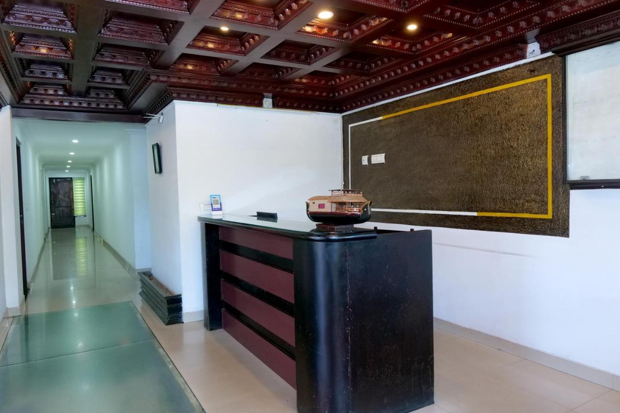 Hotel Lumiere Alappuzha Eksteriør bilde